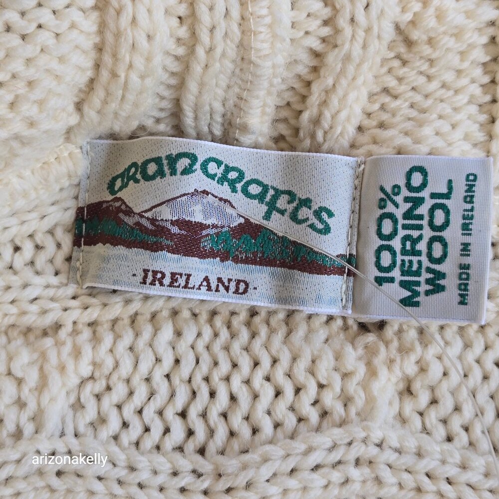 NWT Aran Crafts Hooded Merino Scarf Cable Knit - Picture 3 of 5